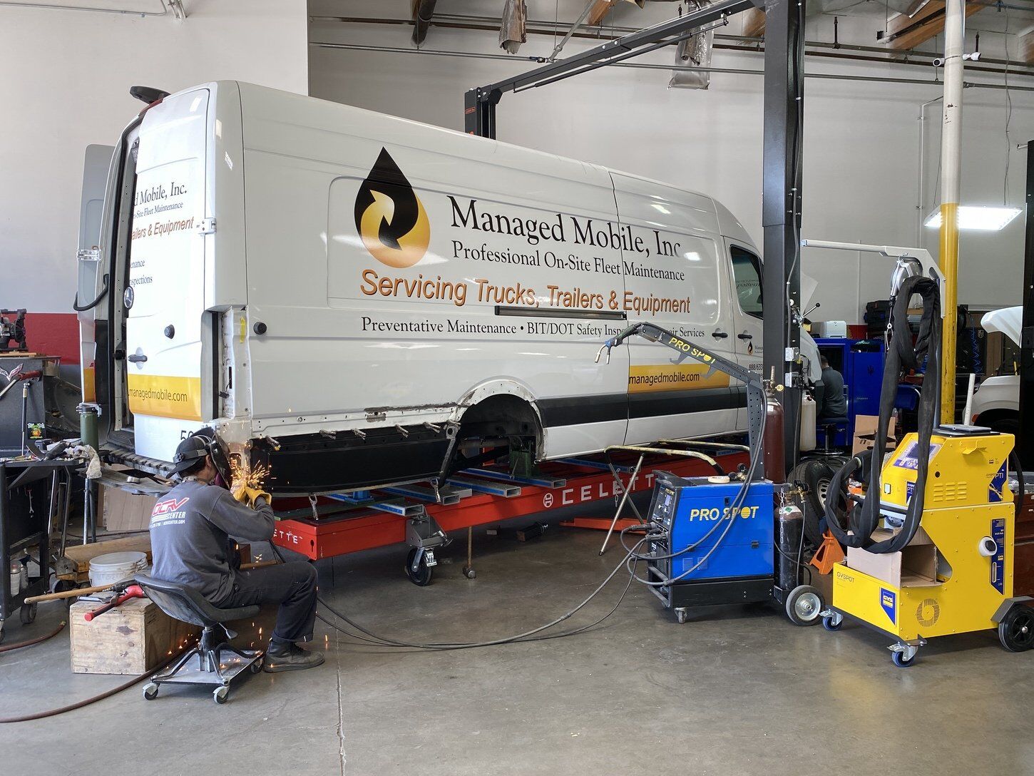 Van Repair Shops Near Me East Irvine thumbnail